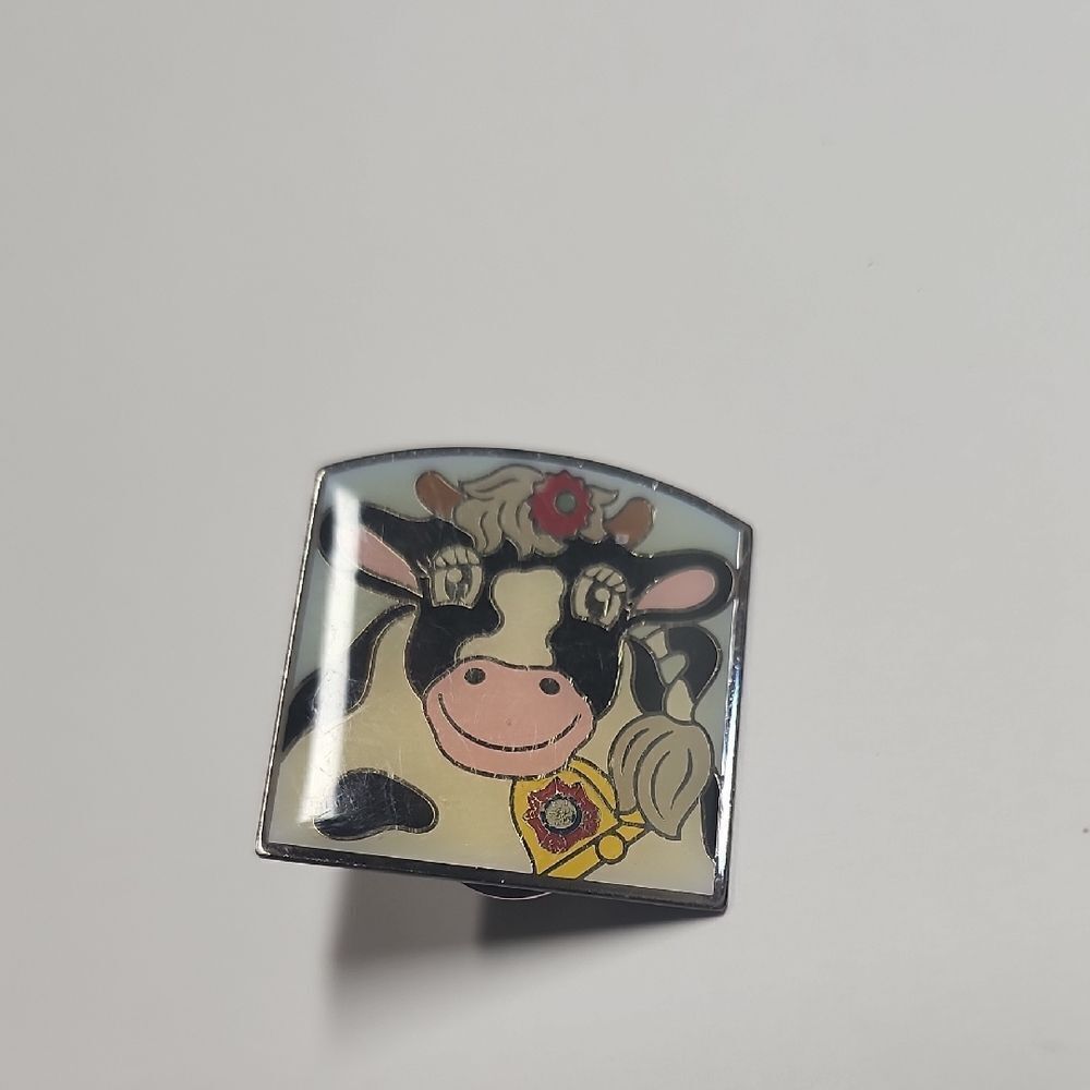 Cute Cow Pin Tie Tack Lapel Pin Brooch